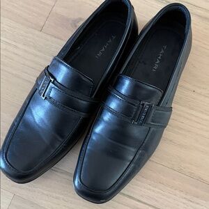Tahari Men's Black Leather Loafers